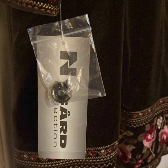 Nygard Medium Length Brown Embroidered Coat/Jacket Size 8 - Picture 8 of 9